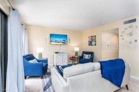 Condo in Sarasota, Florida, 2 bedrooms  № 1876474 - photo 5