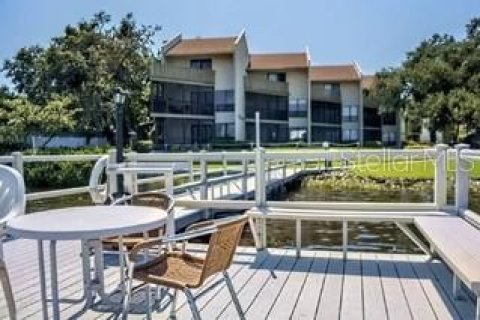 Condo in Sarasota, Florida, 2 bedrooms  № 1876474 - photo 1