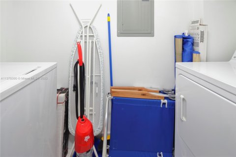 Copropriété à louer à Miami Beach, Floride: 1 chambre № 1936717 - photo 23