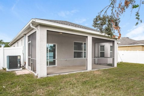 Villa ou maison à louer à Parrish, Floride: 3 chambres, 154.12 m2 № 2100270 - photo 16