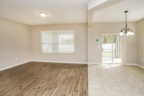 Villa ou maison à louer à Parrish, Floride: 3 chambres, 154.12 m2 № 2100270 - photo 4