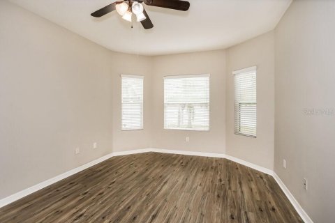 Villa ou maison à louer à Parrish, Floride: 3 chambres, 154.12 m2 № 2100270 - photo 8