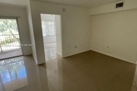 Снять в аренду кондоминиум в Уэст-Палм-Бич, Флорида 2 спальни, 86.03м2, № 1929655 - фото 5