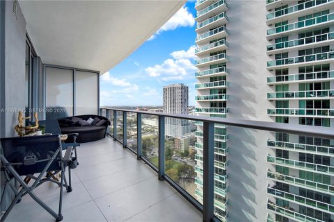 Condo in Miami, Florida, 1 bedroom № 2091286 - photo 28