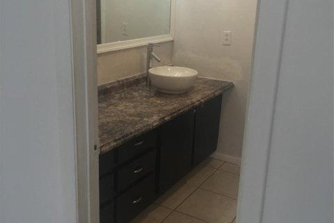 Condominio en alquiler en Boca Raton, Florida, 40.13 m2 № 1183683 - foto 1