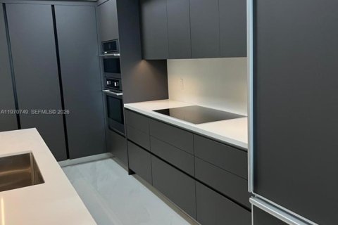 Condo in Hallandale Beach, Florida, 3 bedrooms  № 2053004 - photo 3