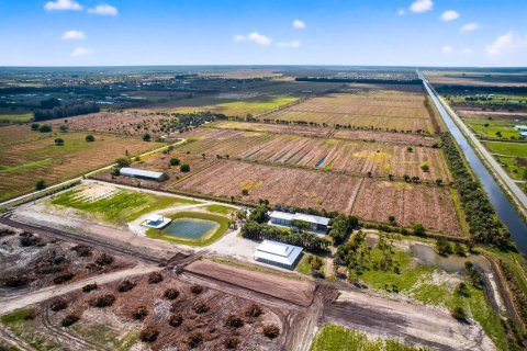 Villa ou maison à vendre à St. Lucie, Floride: 3 chambres, 325.16 m2 № 2262144 - photo 14