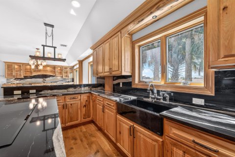 Villa ou maison à vendre à St. Lucie, Floride: 3 chambres, 325.16 m2 № 2262144 - photo 25