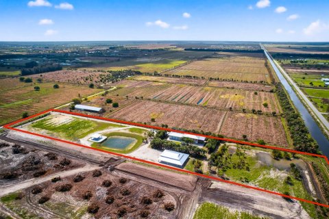 Villa ou maison à vendre à St. Lucie, Floride: 3 chambres, 325.16 m2 № 2262144 - photo 4