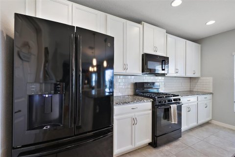 House in ARDMORE RESERVE in Minneola, Florida 4 bedrooms, 237.83 sq.m. № 1780763 - photo 13