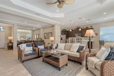 Casa en venta en Lakewood Ranch, Florida, 3 dormitorios, 199.55 m2 № 1717658 - foto 15