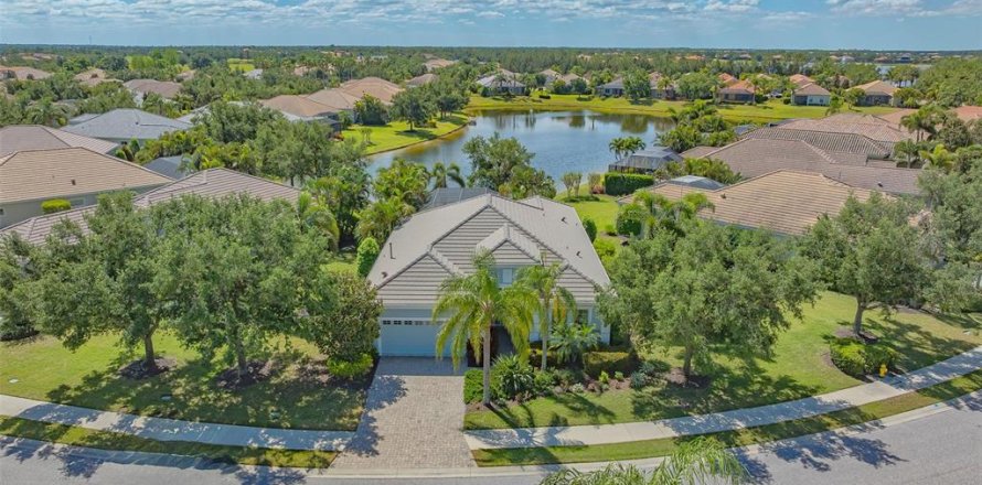 Casa en Lakewood Ranch, Florida 3 dormitorios, 199.55 m2 № 1717658