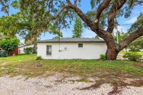 Villa ou maison à louer à Largo, Floride: 1 chambre, 47.57 m2 № 2413777 - photo 17