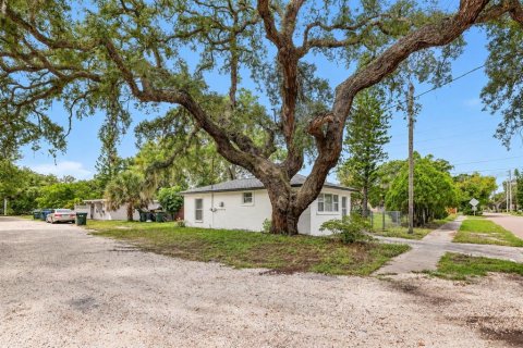 Villa ou maison à louer à Largo, Floride: 1 chambre, 47.57 m2 № 2413777 - photo 15