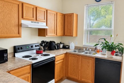 Touwnhouse à louer à Gainesville, Floride: 2 chambres, 109.25 m2 № 2396762 - photo 5