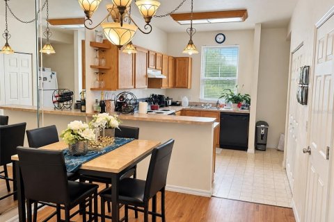 Touwnhouse à louer à Gainesville, Floride: 2 chambres, 109.25 m2 № 2396762 - photo 4