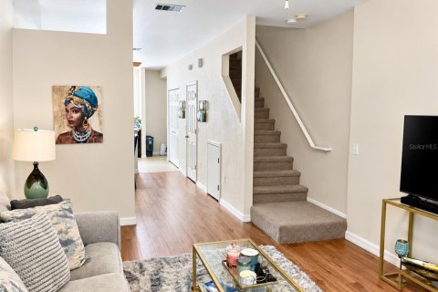 Touwnhouse à louer à Gainesville, Floride: 2 chambres, 109.25 m2 № 2396762 - photo 3