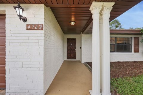 House in Orlando, Florida 4 bedrooms, 149.2 sq.m. № 2393503 - photo 5