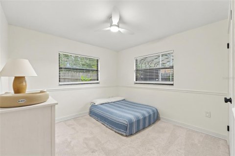 House in Orlando, Florida 4 bedrooms, 149.2 sq.m. № 2393503 - photo 29