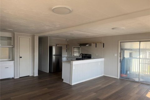 Снять в аренду квартиру в Брейдентон, Флорида 1 комната, 92.9м2, № 2277363 - фото 5