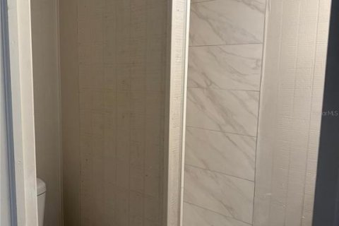 Снять в аренду квартиру в Брейдентон, Флорида 1 комната, 92.9м2, № 2277363 - фото 22