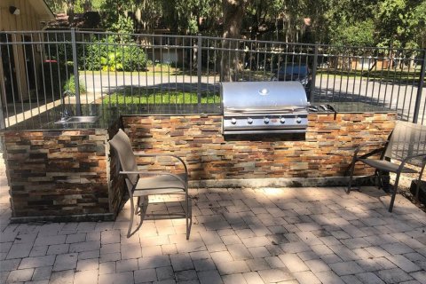 Condo in Gainesville, Florida, 2 bedrooms  № 1598452 - photo 16