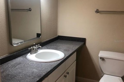 Condo in Gainesville, Florida, 2 bedrooms  № 1598452 - photo 11