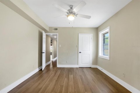 Casa en venta en Winter Haven, Florida, 3 dormitorios, 165.37 m2 № 1853965 - foto 22