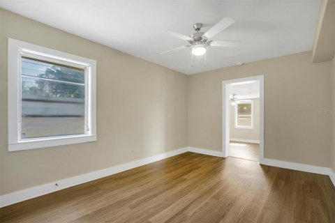 Casa en venta en Winter Haven, Florida, 3 dormitorios, 165.37 m2 № 1853965 - foto 21