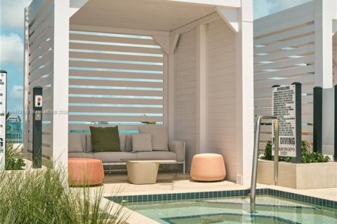 Condominio en venta en Miami, Florida, 2 dormitorios, 146.6 m2 № 1704384 - foto 22
