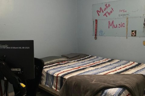 Купить таунхаус в Майами, Флорида 3 спальни, 145.39м2, № 2017009 - фото 30