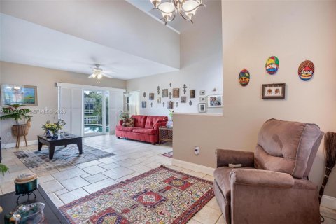 Villa ou maison à vendre à Davie, Floride: 3 chambres, 167.32 m2 № 2008949 - photo 24