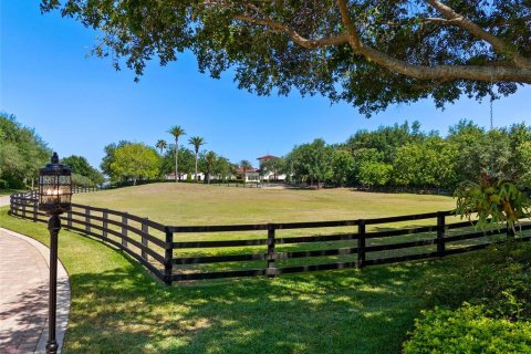House in Thonotosassa, Florida 6 bedrooms, 2352.38 sq.m. № 1656723 - photo 6