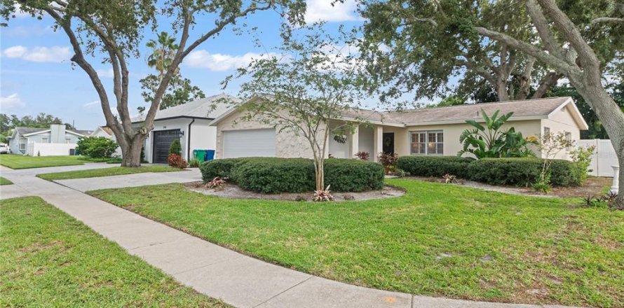 Villa ou maison à Seminole, Floride 3 chambres, 113.62 m2 № 1914349