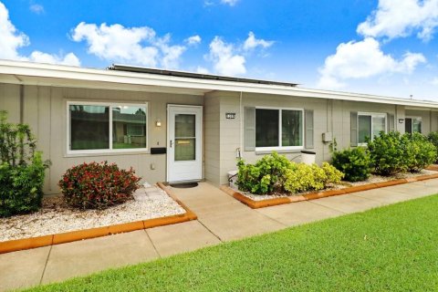 Villa ou maison à Sun City Center, Floride 2 chambres, 86.12 m2 № 2388839