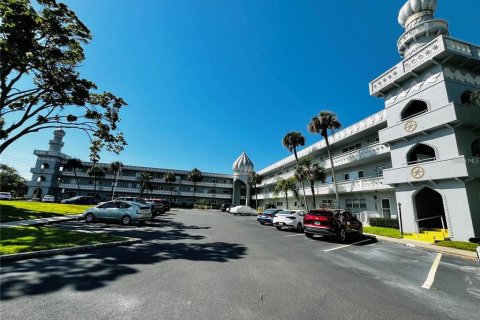 Condo à Clearwater, Floride, 2 chambres  № 2156964