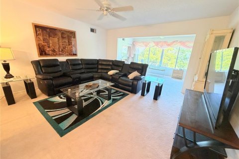 Copropriété à louer à Clearwater, Floride: 2 chambres, 130.06 m2 № 2156964 - photo 12