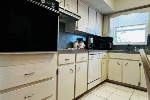 Copropriété à louer à Clearwater, Floride: 2 chambres, 130.06 m2 № 2156964 - photo 6