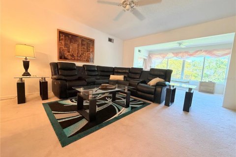 Copropriété à louer à Clearwater, Floride: 2 chambres, 130.06 m2 № 2156964 - photo 11