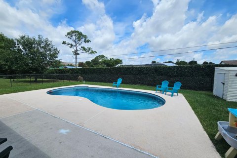 Villa ou maison à vendre à Port St. Lucie, Floride: 3 chambres, 129.13 m2 № 2085196 - photo 4