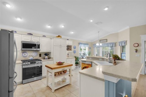 Casa en venta en The Villages, Florida, 3 dormitorios, 181.9 m2 № 1908135 - foto 18