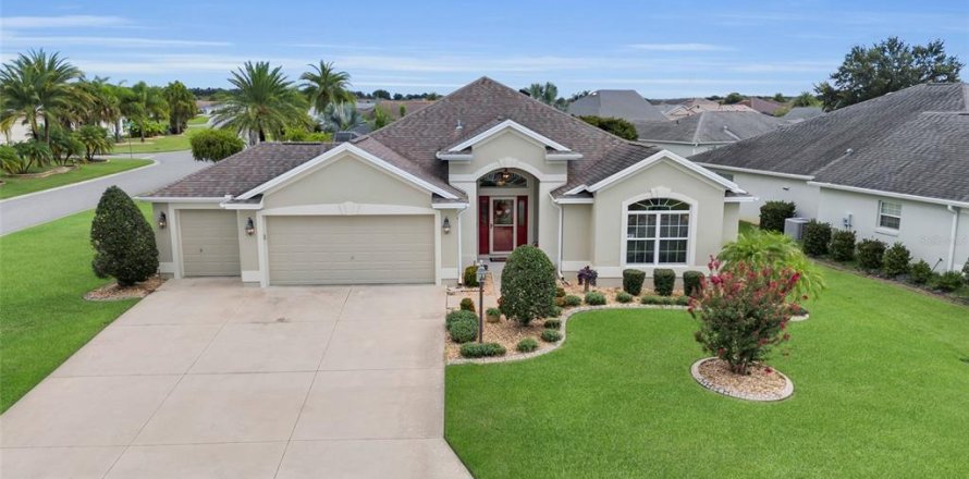 Casa en The Villages, Florida 3 dormitorios, 181.9 m2 № 1908135