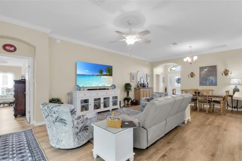 Casa en venta en The Villages, Florida, 3 dormitorios, 181.9 m2 № 1908135 - foto 10