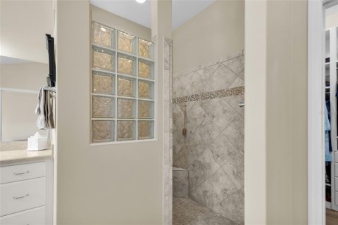 Casa en venta en The Villages, Florida, 3 dormitorios, 181.9 m2 № 1908135 - foto 23