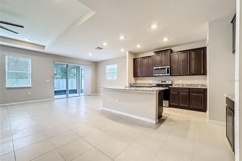 House in Riverview, Florida 4 bedrooms, 312.34 sq.m. № 2150437 - photo 24