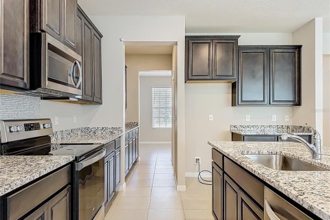 House in Riverview, Florida 4 bedrooms, 312.34 sq.m. № 2150437 - photo 19