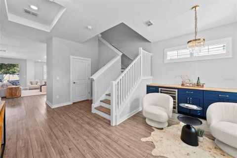 Casa en alquiler en Tampa, Florida, 4 dormitorios, 287.44 m2 № 1893961 - foto 2