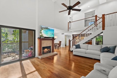 Condo in Sarasota, Florida, 3 bedrooms № 2405691 - photo 18