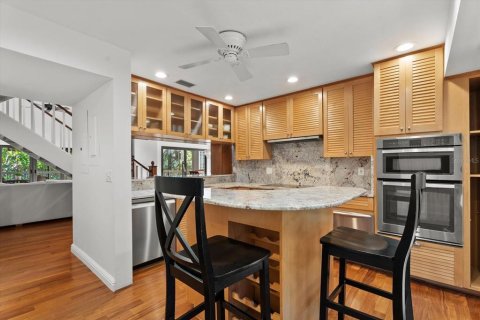 Condo in Sarasota, Florida, 3 bedrooms № 2405691 - photo 9
