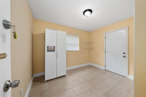 Casa en venta en Orlando, Florida, 4 dormitorios, 96.99 m2 № 2385921 - foto 30